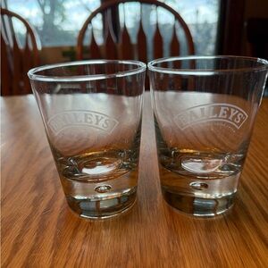 Set of 2 Baileys Clear Glasses